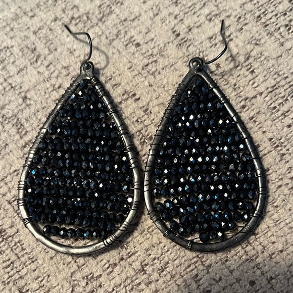 Marlyn Schiff Jewelry - Marlyn Schiff Silver and Black Beaded Teardrop Earrings NWOT